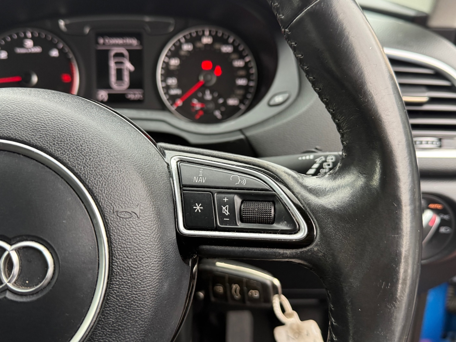 Used Audi Q3 2015 for sale - 76309748: Photo 20
