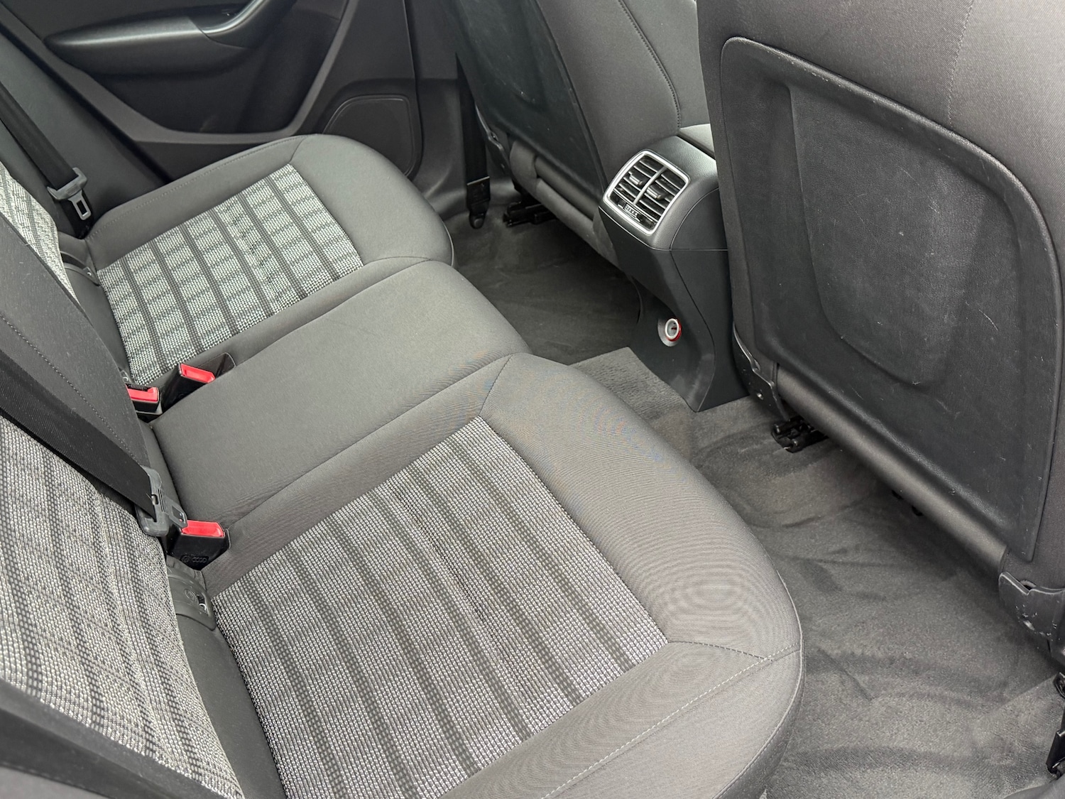 Used Audi Q3 2015 for sale - 76309748: Photo 32