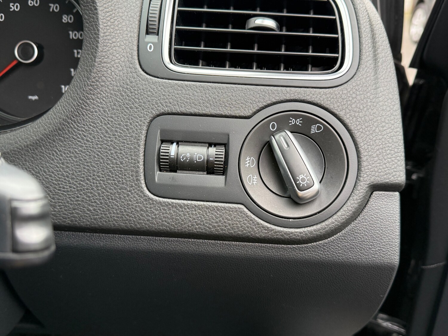 Used Volkswagen Polo 2013 for sale - 77532456: Photo 19