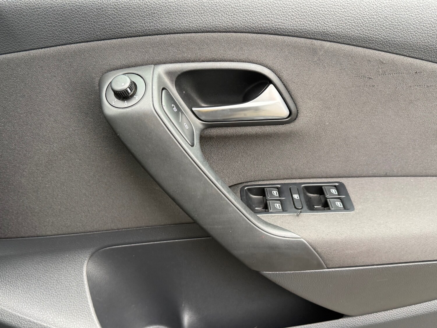 Used Volkswagen Polo 2013 for sale - 77532456: Photo 25