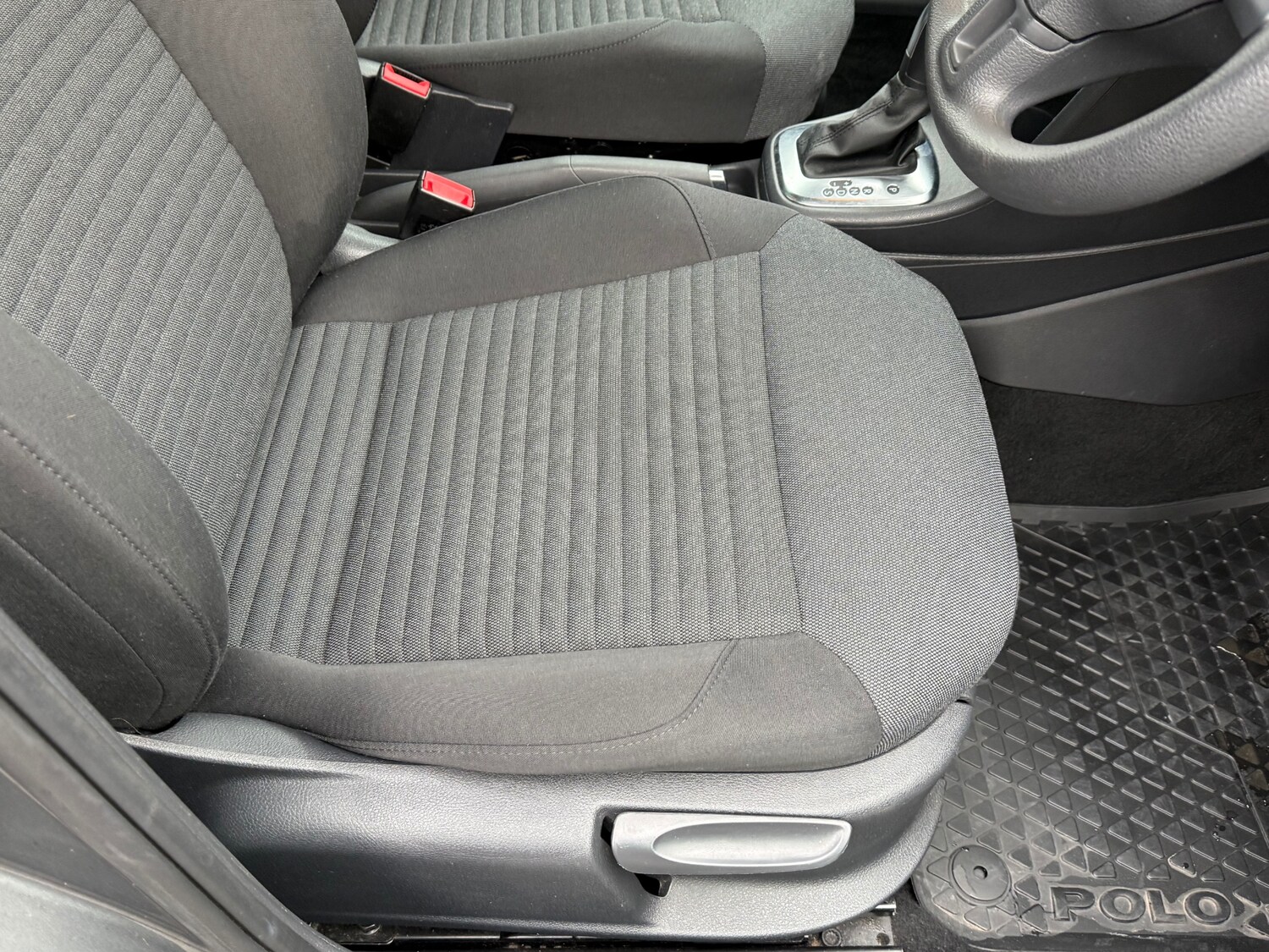 Used Volkswagen Polo 2013 for sale - 77532456: Photo 26