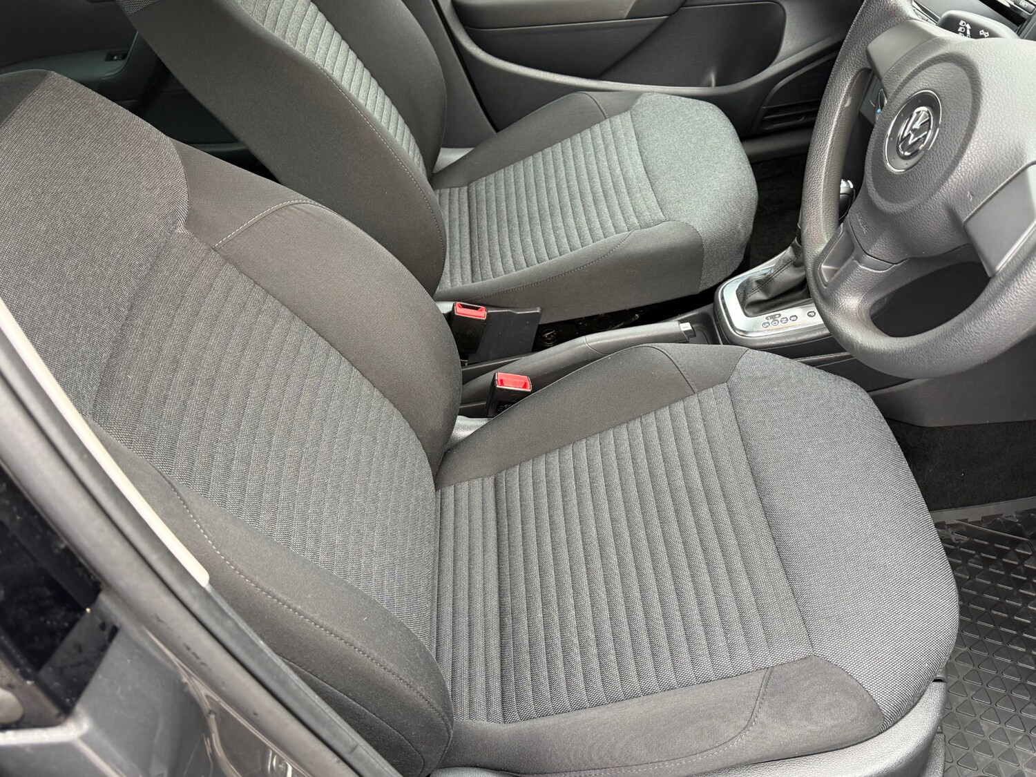 Used Volkswagen Polo 2013 for sale - 77532456: Photo 29