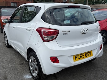 Used Hyundai i10 2015 for sale - 78499944: Photo