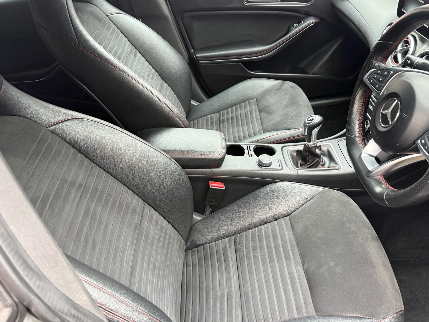 Used Mercedes-Benz CLA 2015 for sale - 77435857: Photo 34