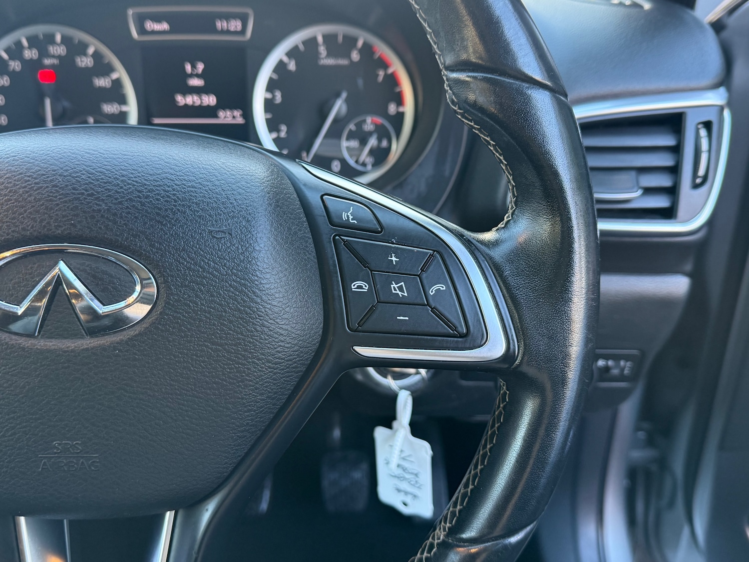 Used Infiniti Q30 2017 for sale - 76739182: Photo 16