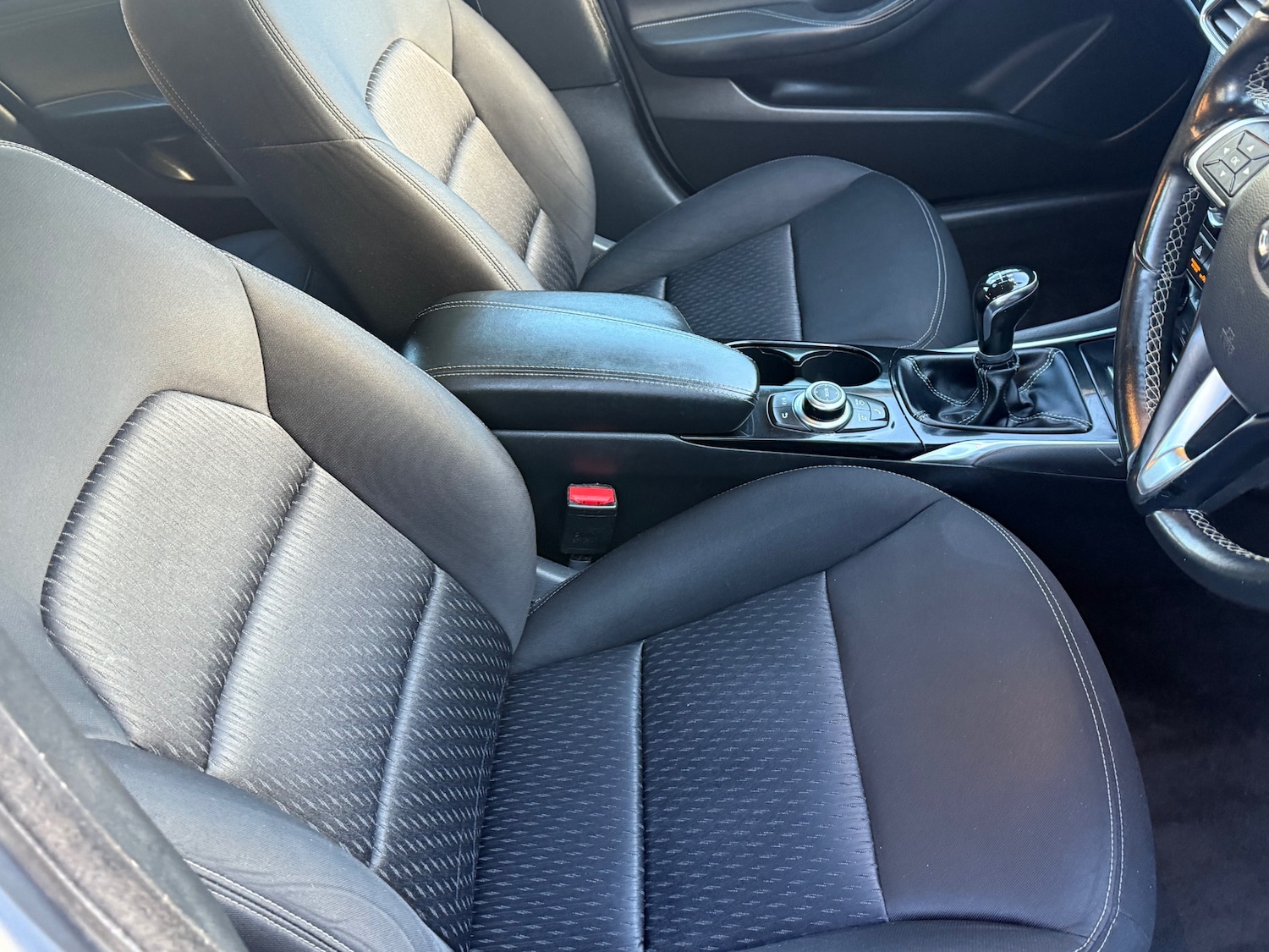 Used Infiniti Q30 2017 for sale - 76739182: Photo 29