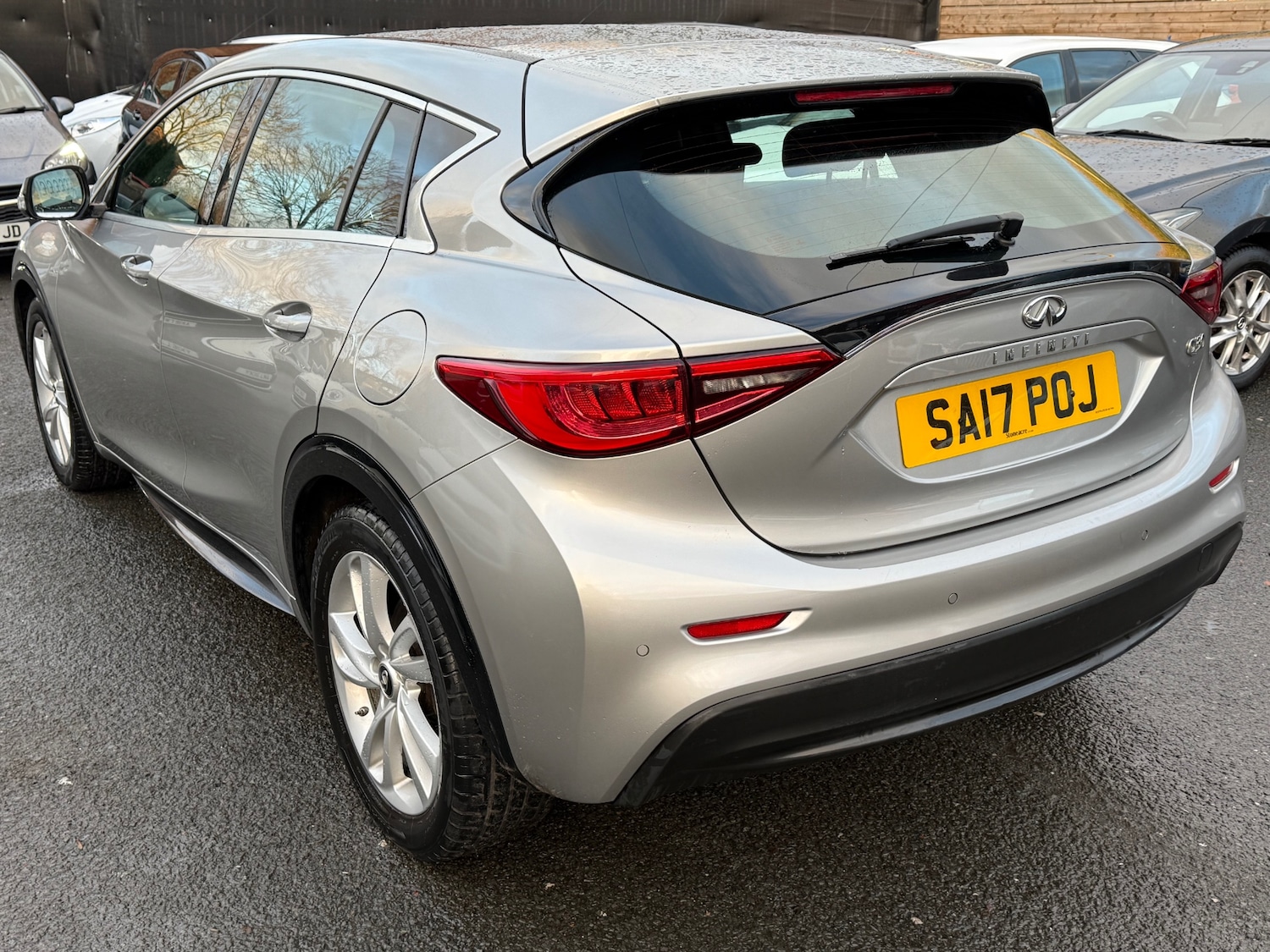 Used Infiniti Q30 2017 for sale - 76739182: Photo 3