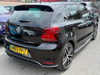 Used Volkswagen Polo 2015 for sale - 78901225: Photo