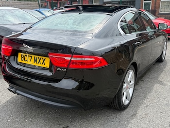 Used Jaguar XE 2017 for sale - 79129896: Photo