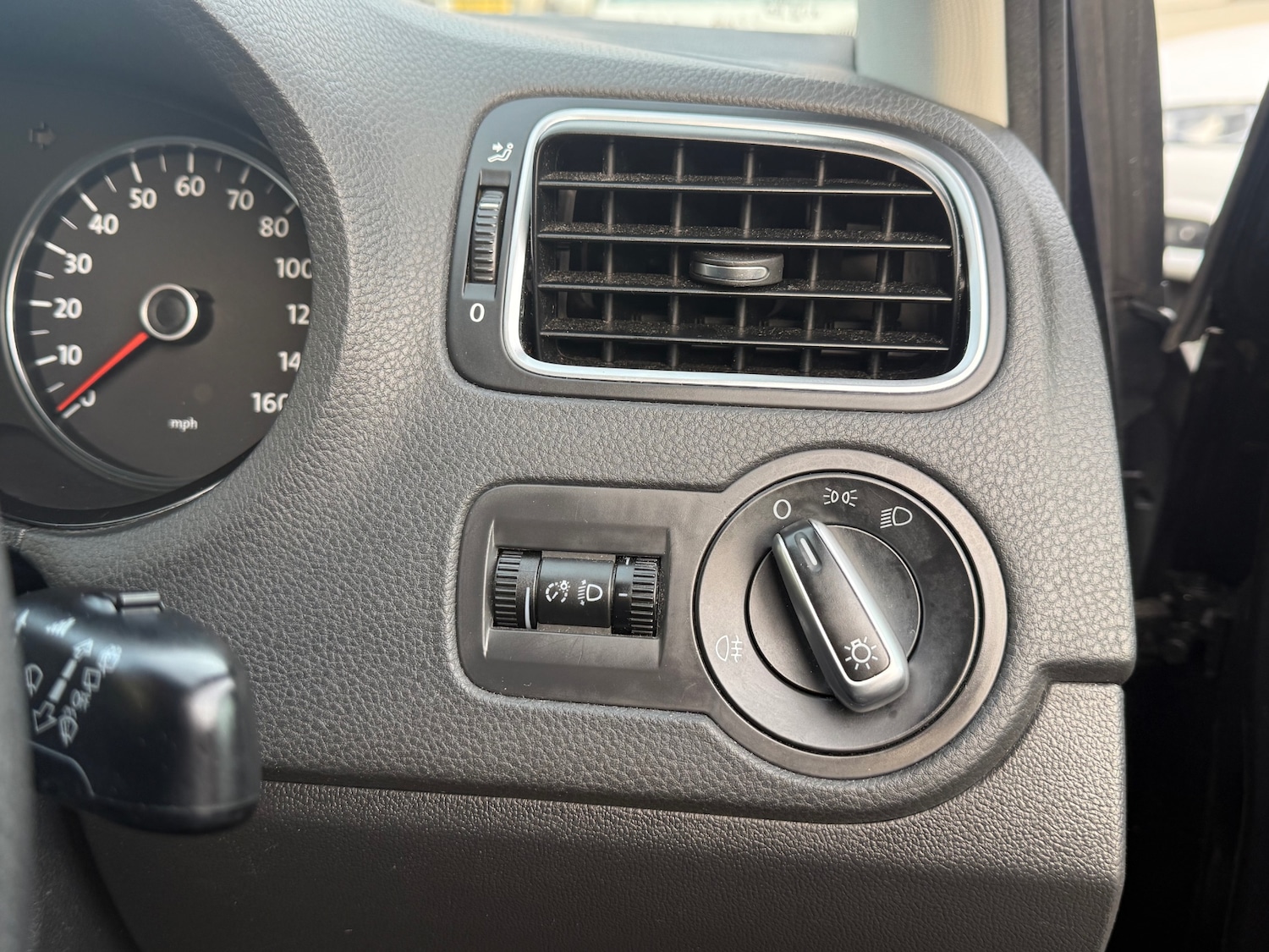 Used Volkswagen Polo 2010 for sale - 76908296: Photo 20