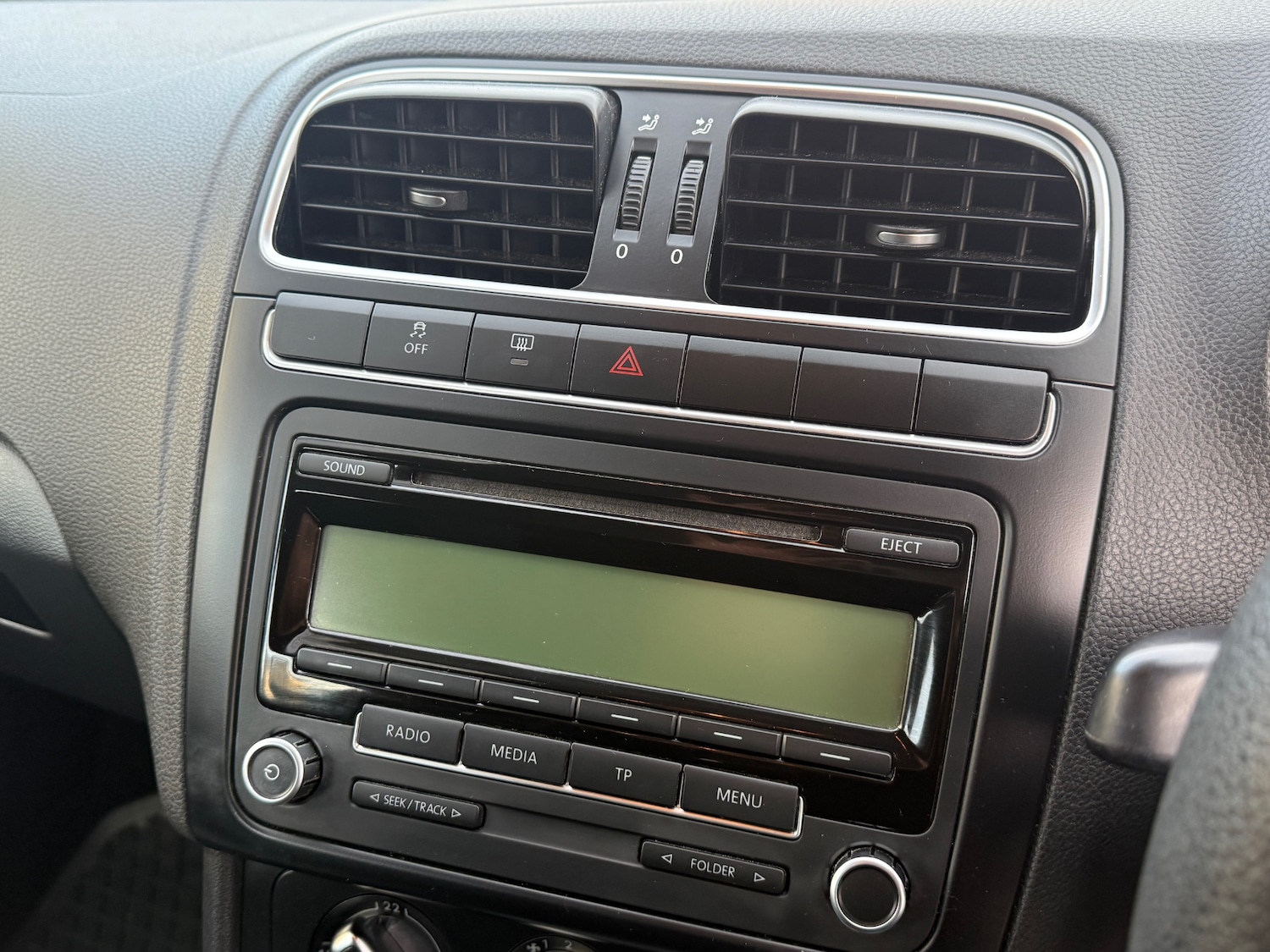 Used Volkswagen Polo 2010 for sale - 76908296: Photo 21