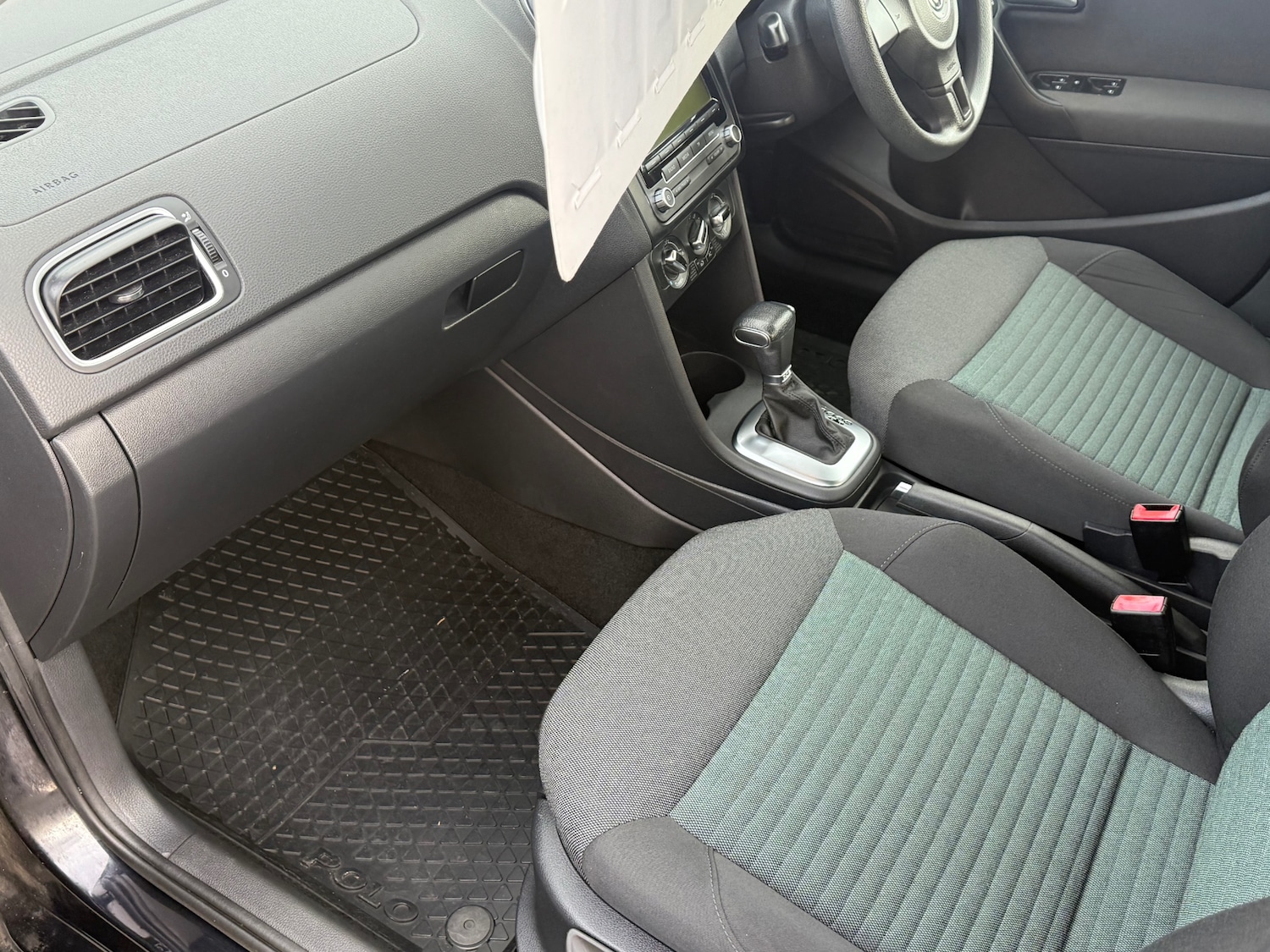 Used Volkswagen Polo 2010 for sale - 76908296: Photo 30