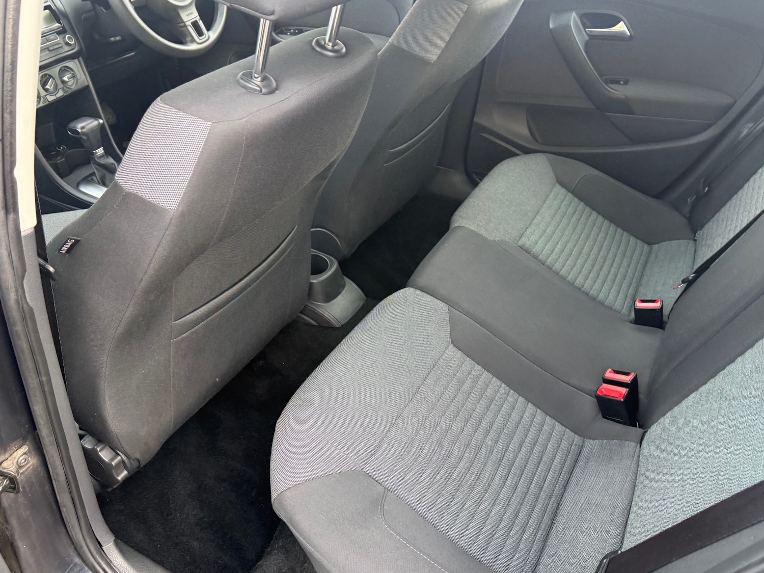 Used Volkswagen Polo 2010 for sale - 76908296: Photo 31