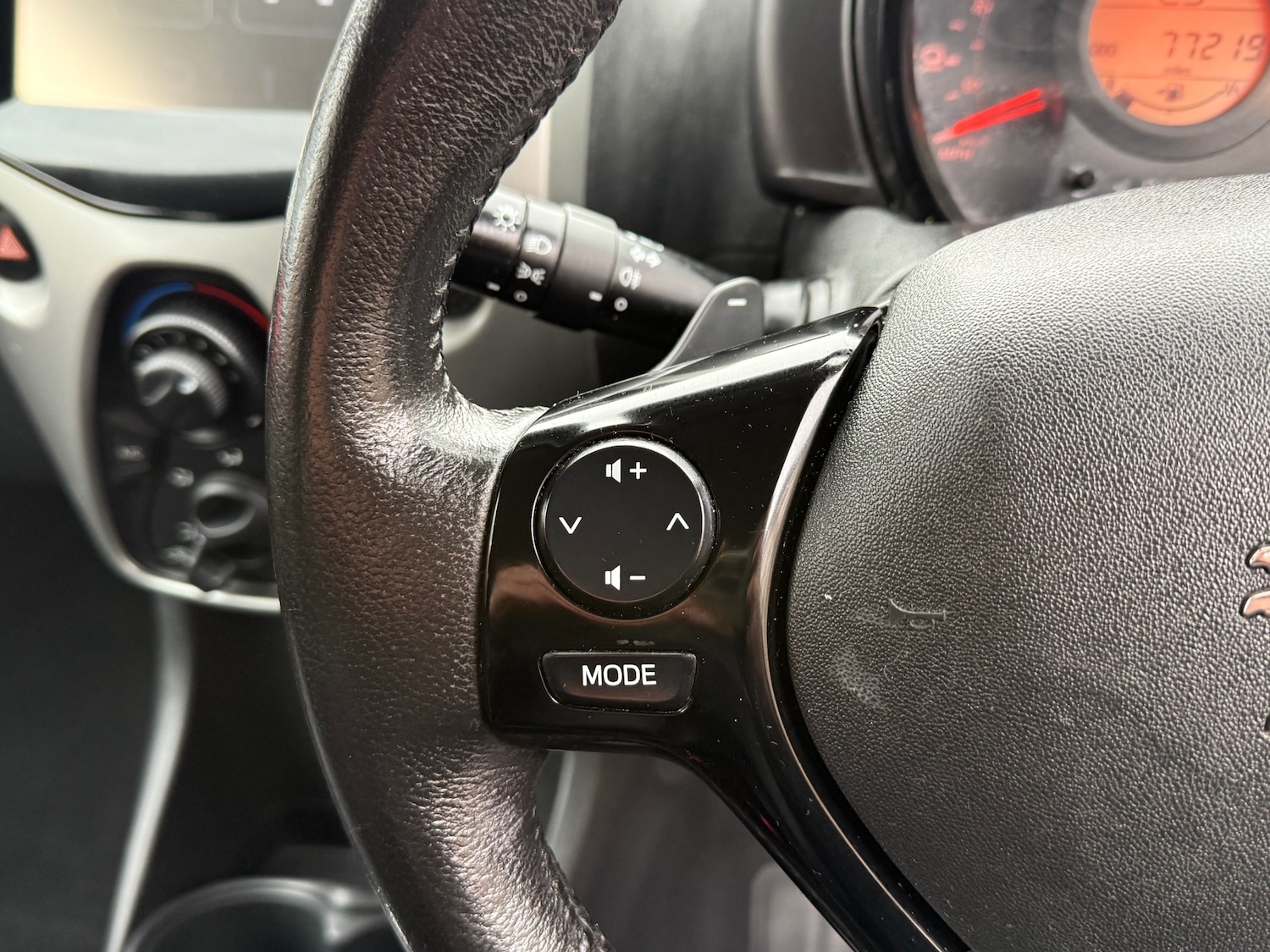 Used Peugeot 108 2017 for sale - 77595043: Photo 19