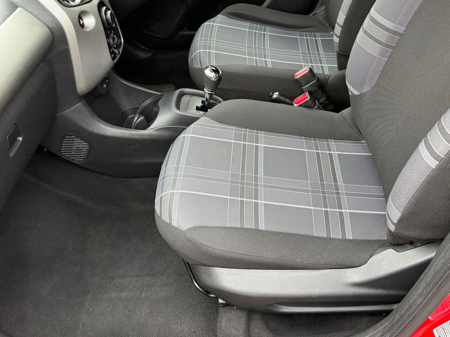 Used Peugeot 108 2017 for sale - 77595043: Photo 30