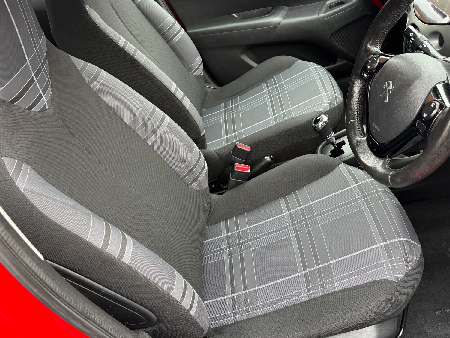 Used Peugeot 108 2017 for sale - 77595043: Photo 32