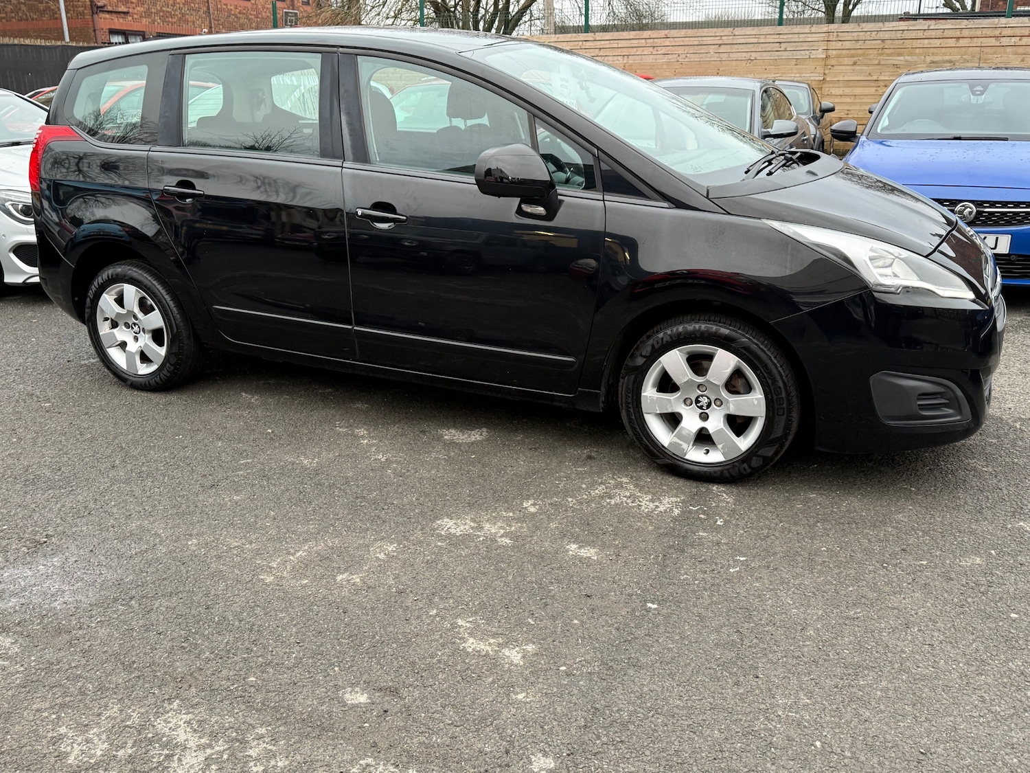 Used Peugeot 5008 2015 for sale - 77609145: Photo 13