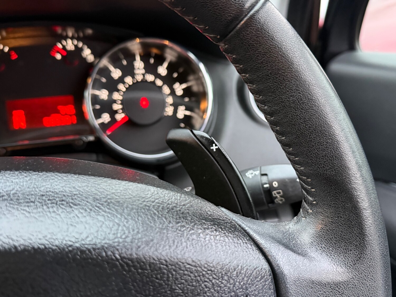 Used Peugeot 5008 2015 for sale - 77609145: Photo 20