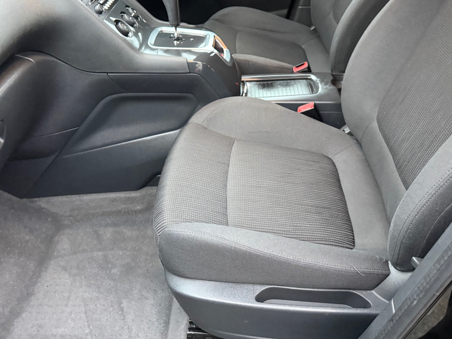 Used Peugeot 5008 2015 for sale - 77609145: Photo 27