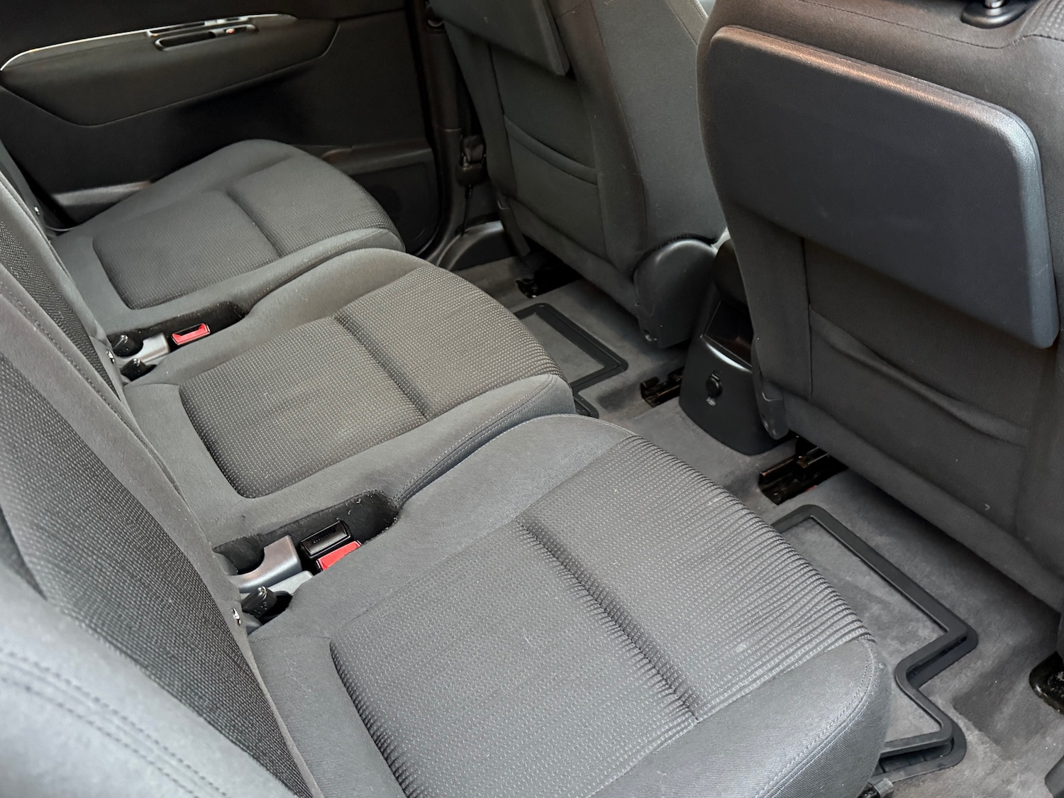 Used Peugeot 5008 2015 for sale - 77609145: Photo 31