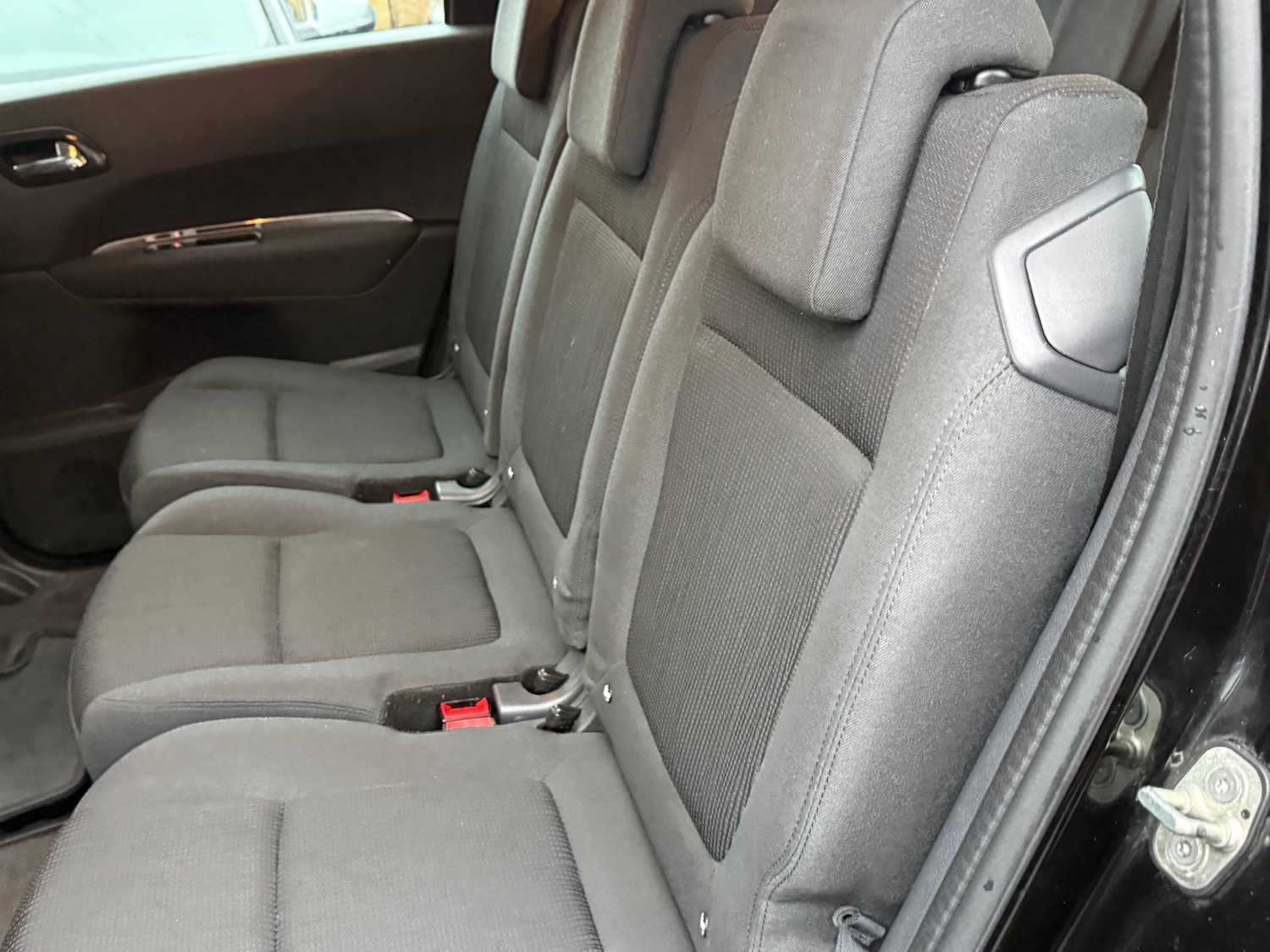 Used Peugeot 5008 2015 for sale - 77609145: Photo 8