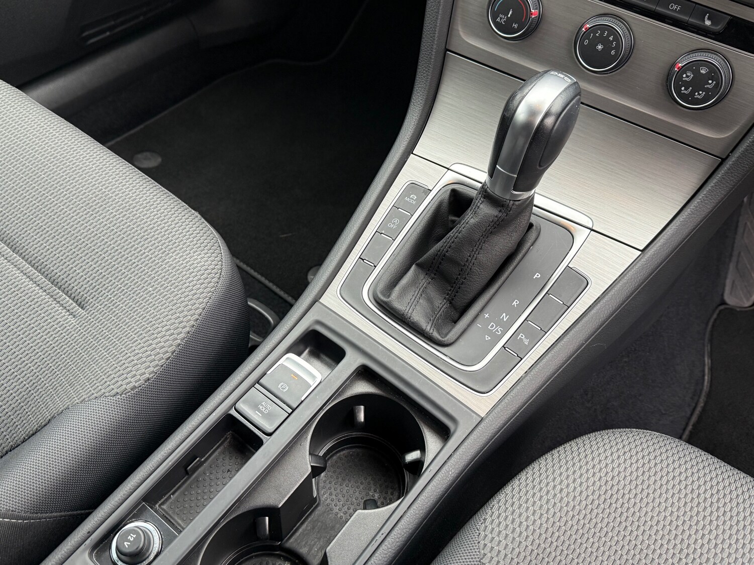 Used Volkswagen Golf 2015 for sale - 76263569: Photo 27