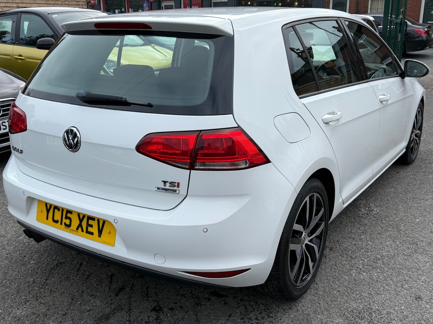 Used Volkswagen Golf 2015 for sale - 76263569: Photo 3
