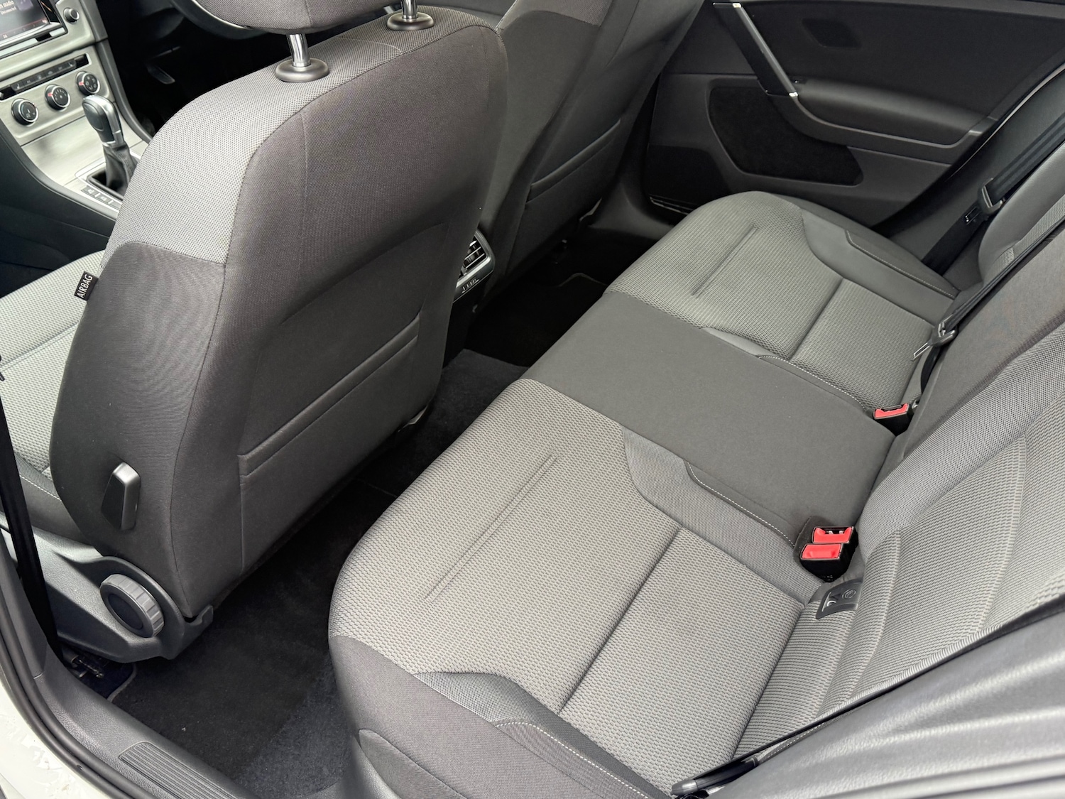Used Volkswagen Golf 2015 for sale - 76263569: Photo 34