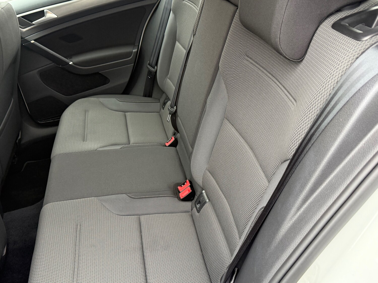 Used Volkswagen Golf 2015 for sale - 76263569: Photo 38