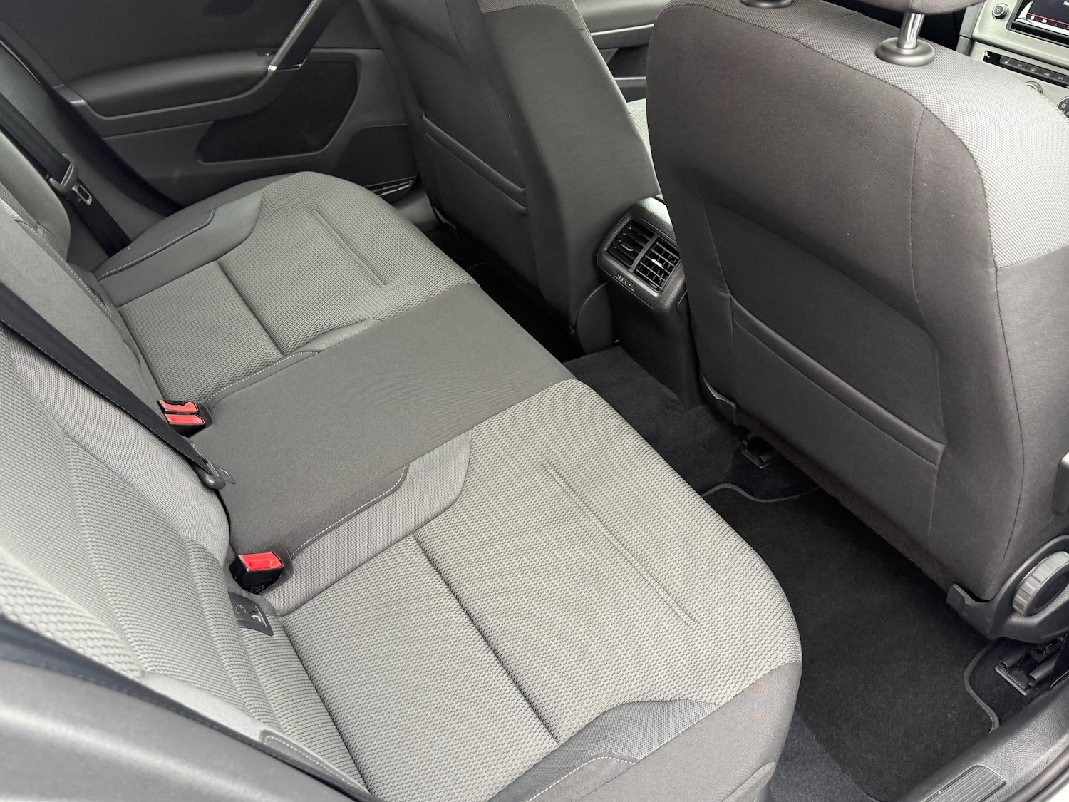 Used Volkswagen Golf 2015 for sale - 76263569: Photo 8