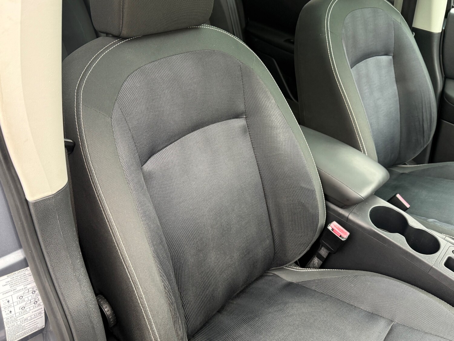 Used Nissan Qashqai 2010 for sale - 77665631: Photo 33