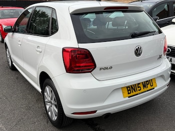 Used Volkswagen Polo 2015 for sale - 75767333: Photo