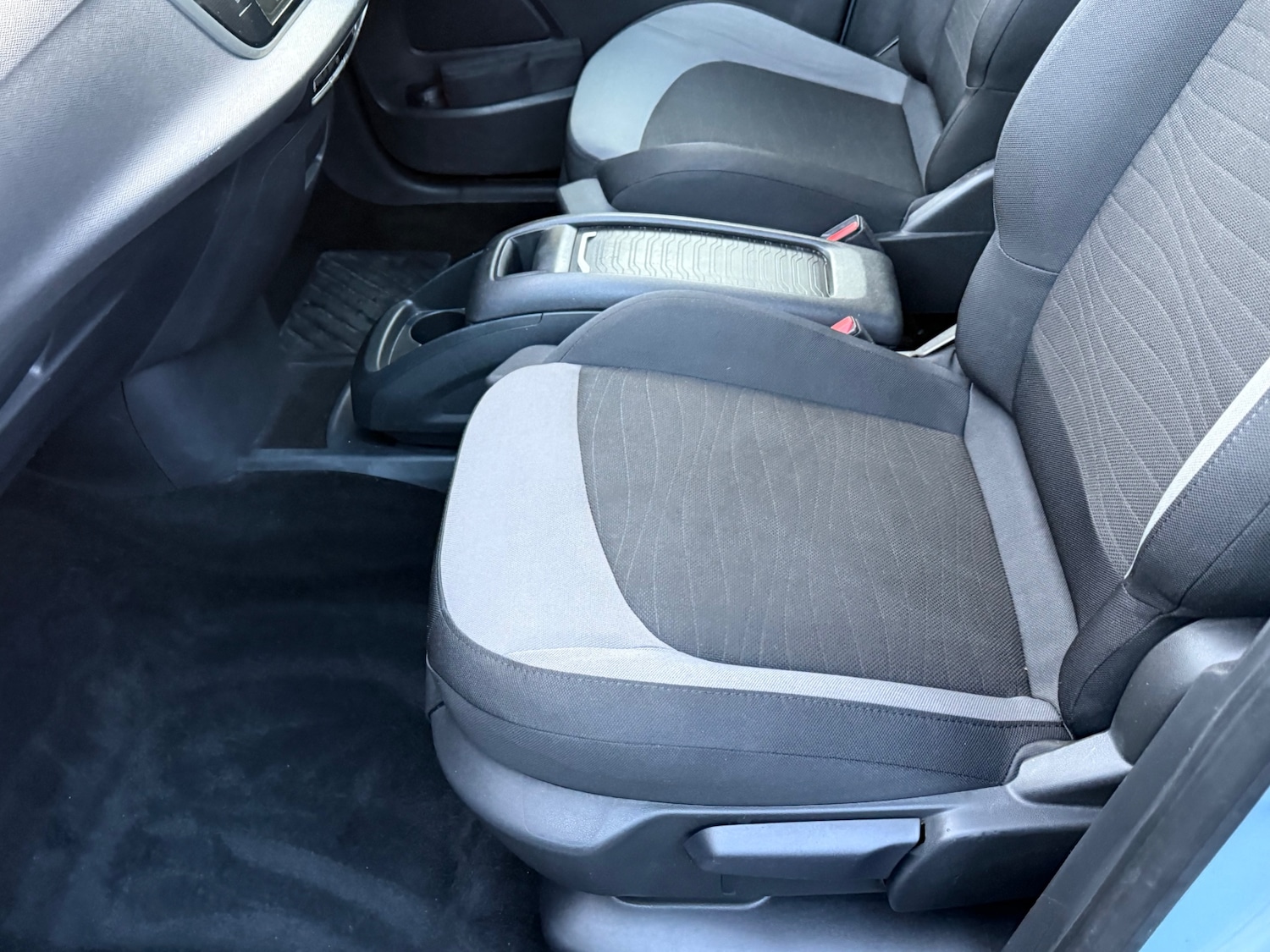 Used Citroen C4 Picasso 2013 for sale - 76739180: Photo 28