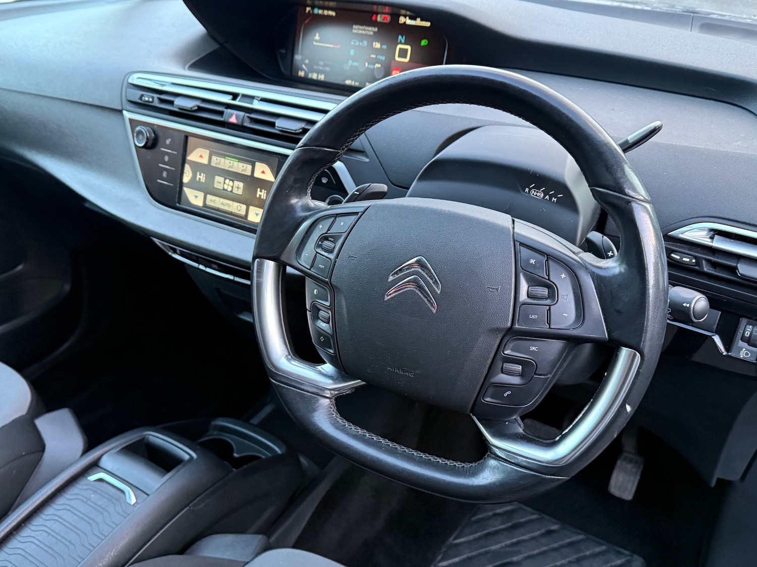 Used Citroen C4 Picasso 2013 for sale - 76739180: Photo 5