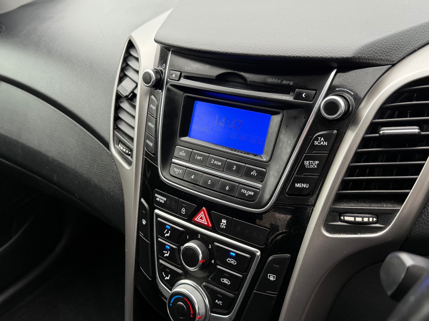 Used Hyundai i30 2014 for sale - 77151572: Photo 22