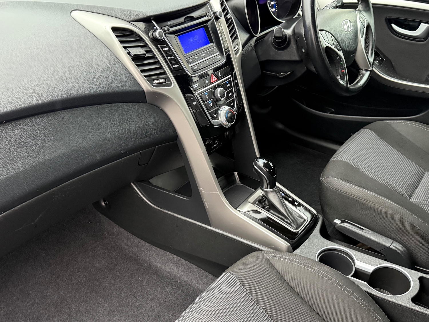 Used Hyundai i30 2014 for sale - 77151572: Photo 29