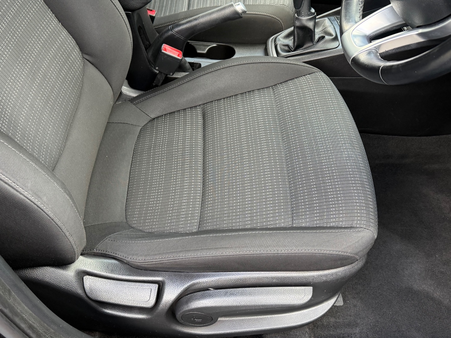 Used Kia Stonic 2018 for sale - 77834512: Photo 28