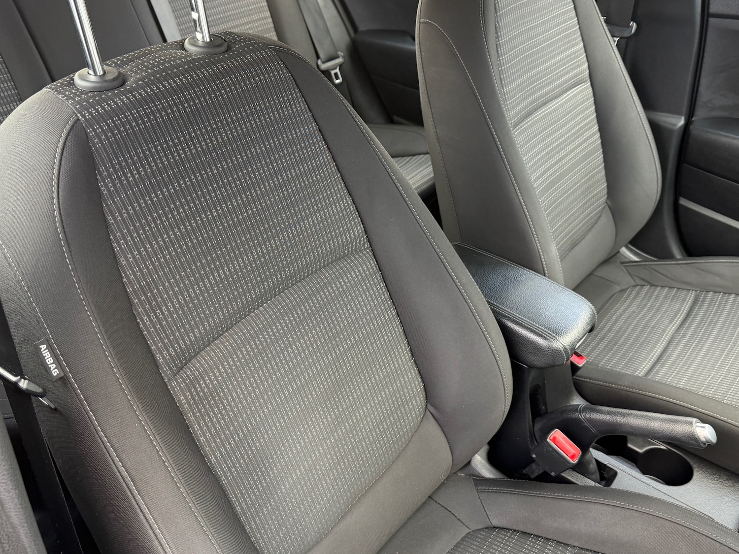 Used Kia Stonic 2018 for sale - 77834512: Photo 30