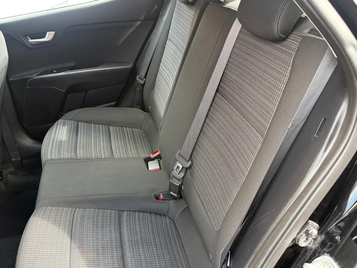 Used Kia Stonic 2018 for sale - 77834512: Photo 37