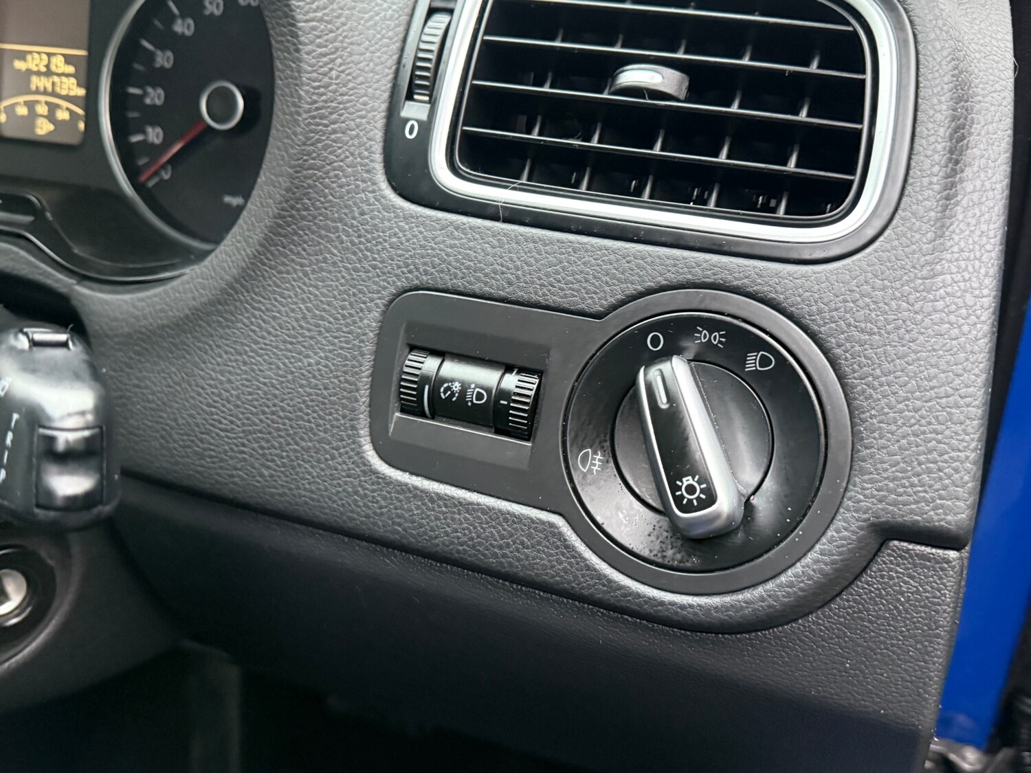 Used Volkswagen Polo 2010 for sale - 77449496: Photo 19