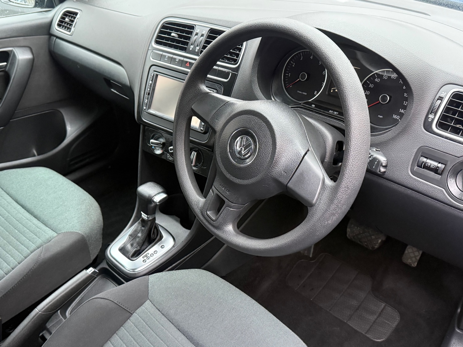 Used Volkswagen Polo 2010 for sale - 77449496: Photo 5