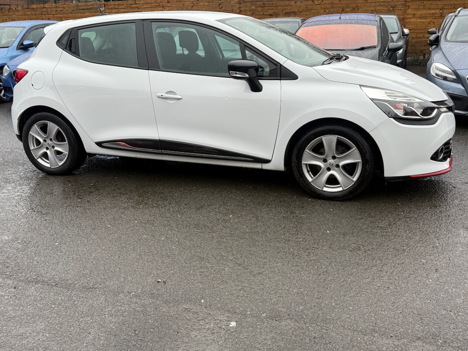Used Renault Clio 2015 for sale - 77517588: Photo 13