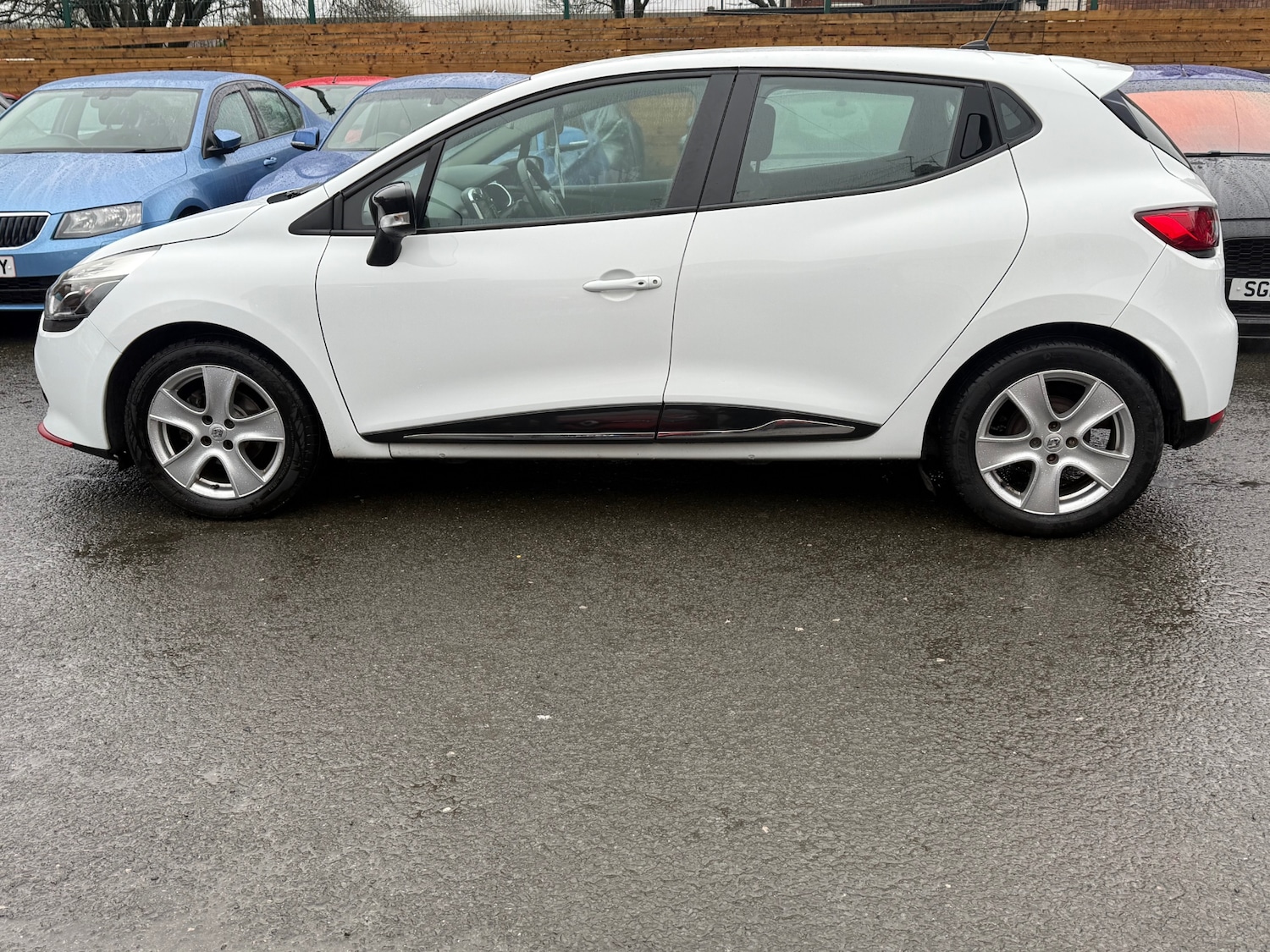 Used Renault Clio 2015 for sale - 77517588: Photo 14