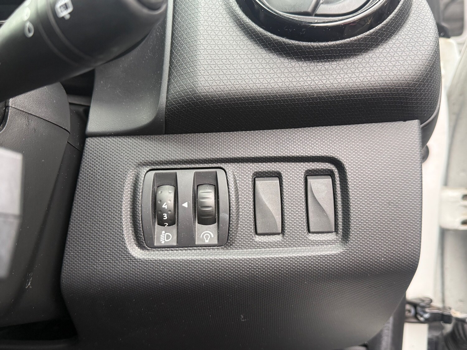 Used Renault Clio 2015 for sale - 77517588: Photo 22