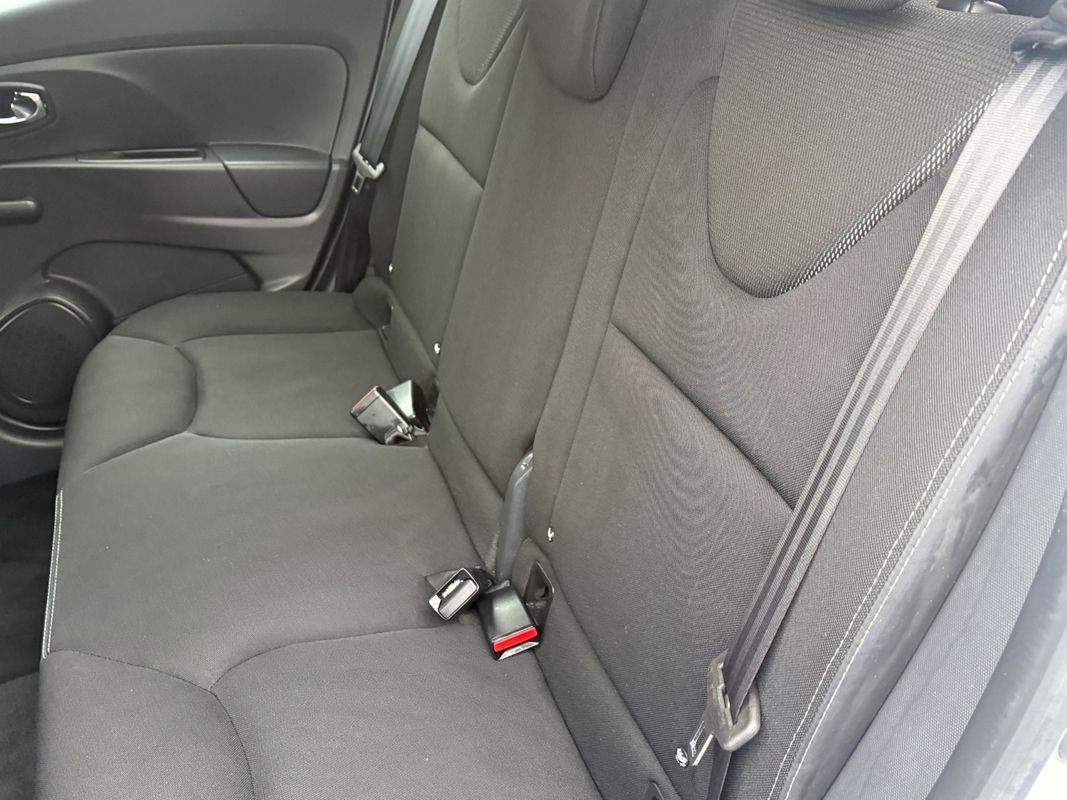 Used Renault Clio 2015 for sale - 77517588: Photo 36