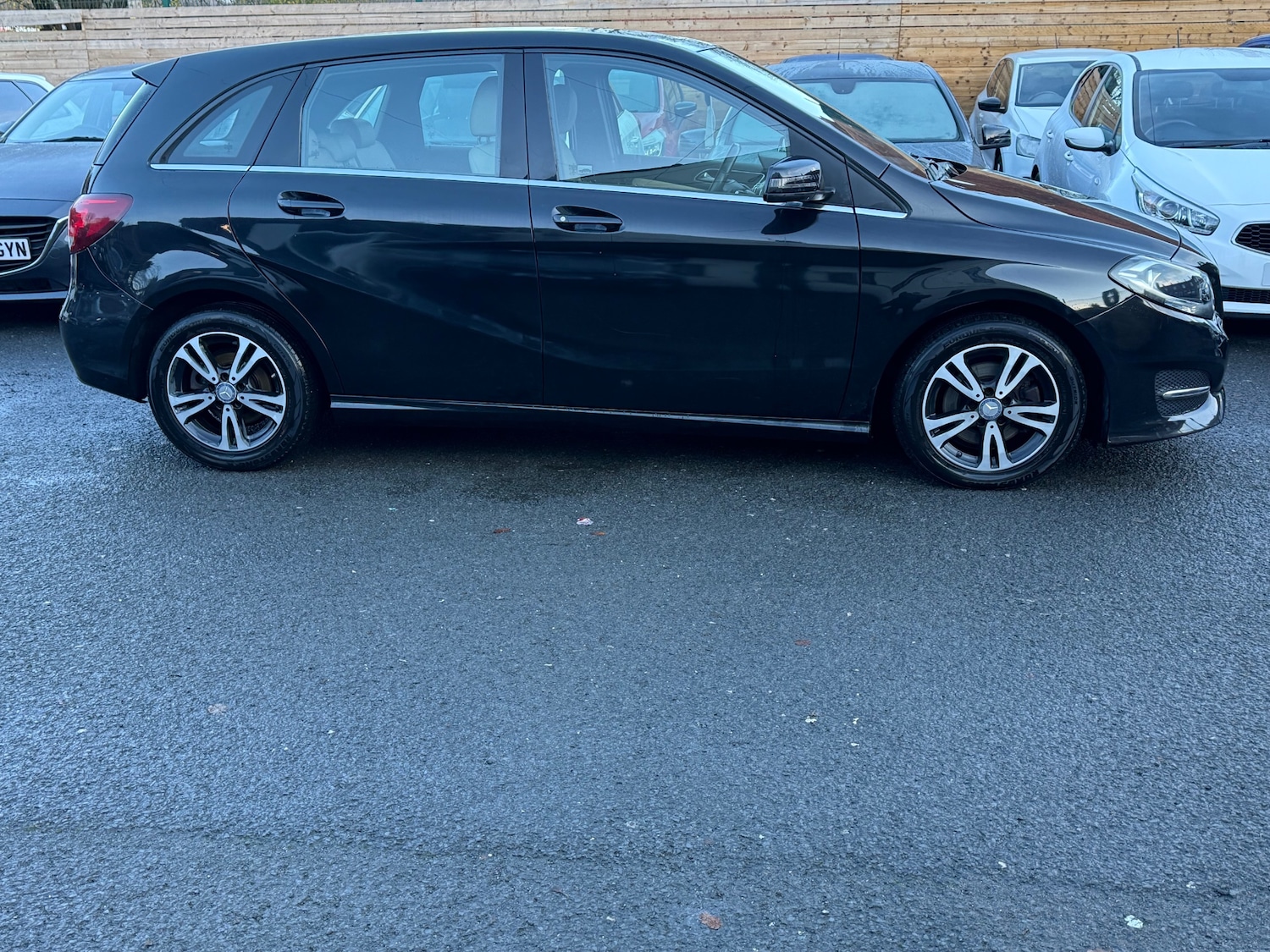 Used Mercedes-Benz B Class 2016 for sale - 76780087: Photo 11