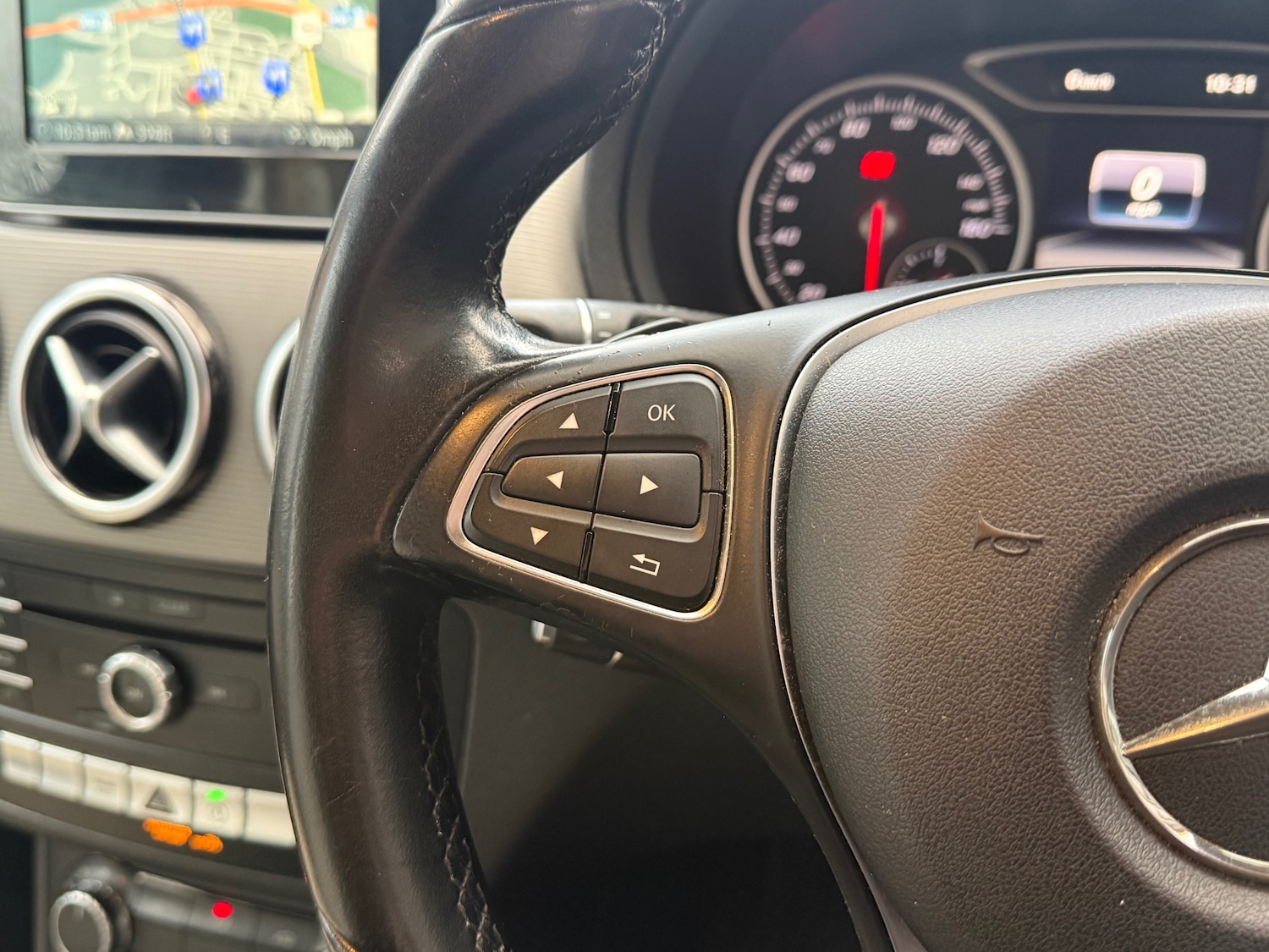 Used Mercedes-Benz B Class 2016 for sale - 76780087: Photo 17