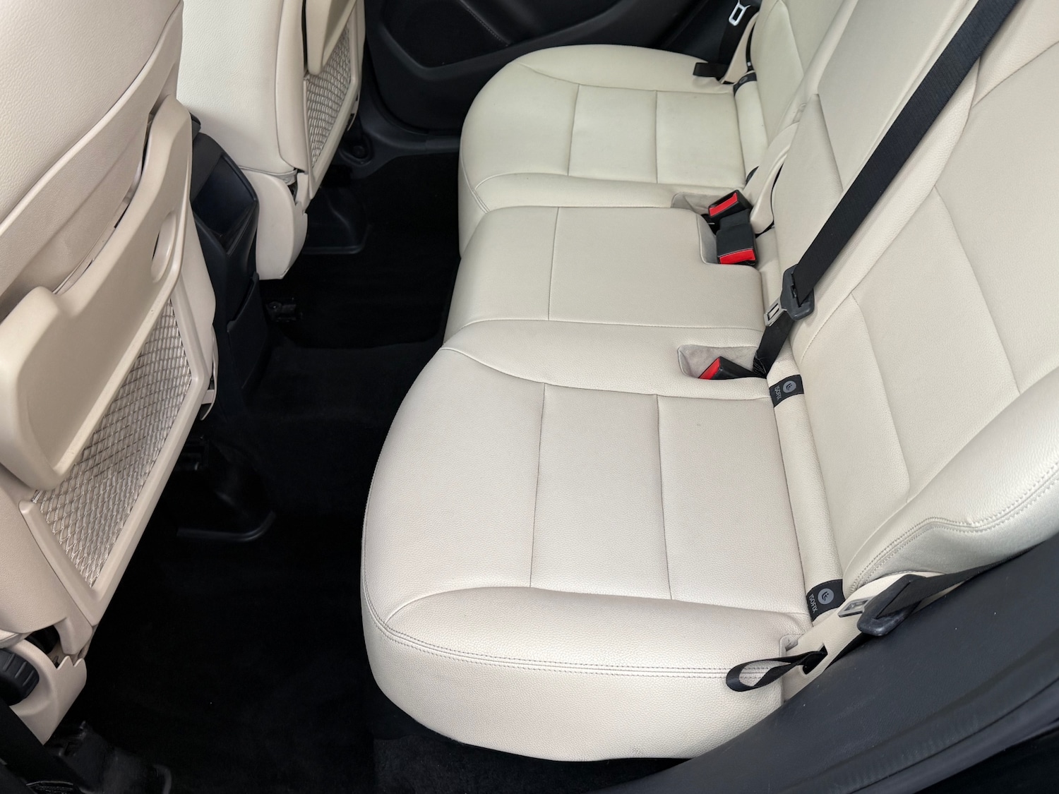 Used Mercedes-Benz B Class 2016 for sale - 76780087: Photo 35