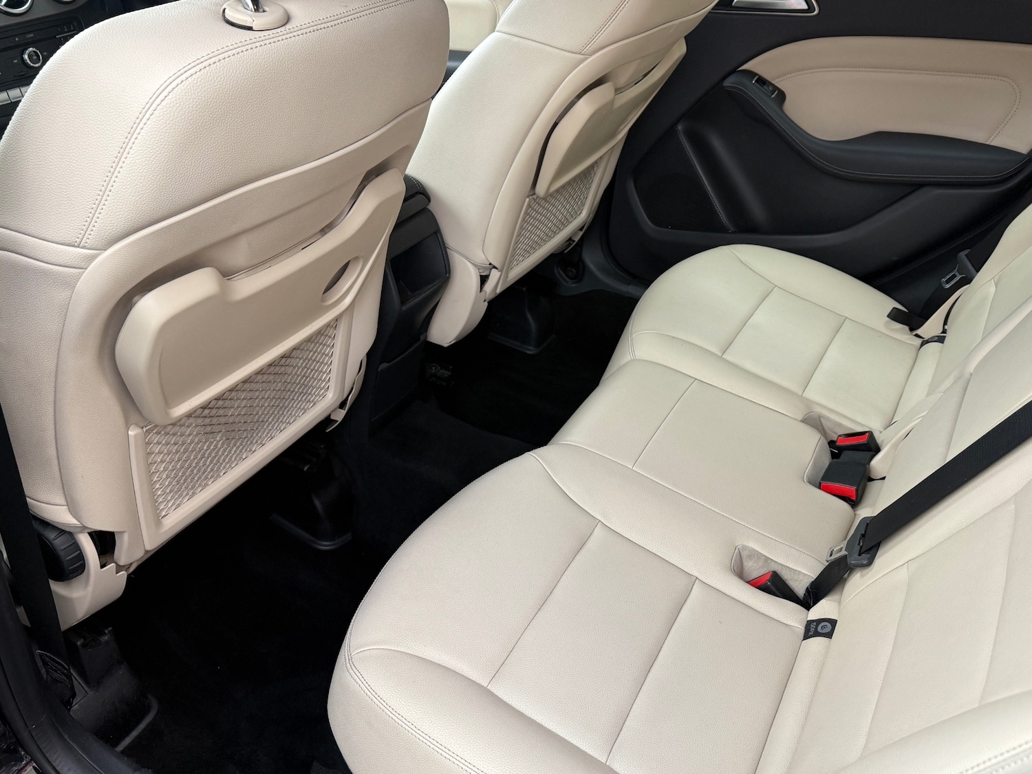 Used Mercedes-Benz B Class 2016 for sale - 76780087: Photo 36