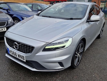 Used Volvo V40 2017 for sale - 75411735: Photo